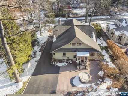 $1,289,000 | 56 Park Avenue, Glen Rock, NJ 07452