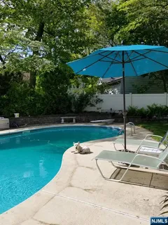 $1,289,000 | 56 Park Avenue, Glen Rock, NJ 07452