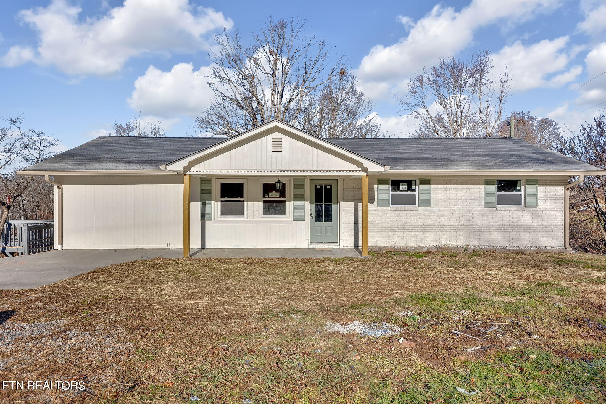 1325 Jaybird Road Morristown, TN 37814 - Photo 1 of 37 1-web-or-mls-217A9662