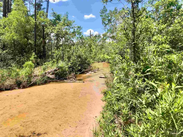 $295,900 | 2035 Glacier Drive, Pace, FL 32571