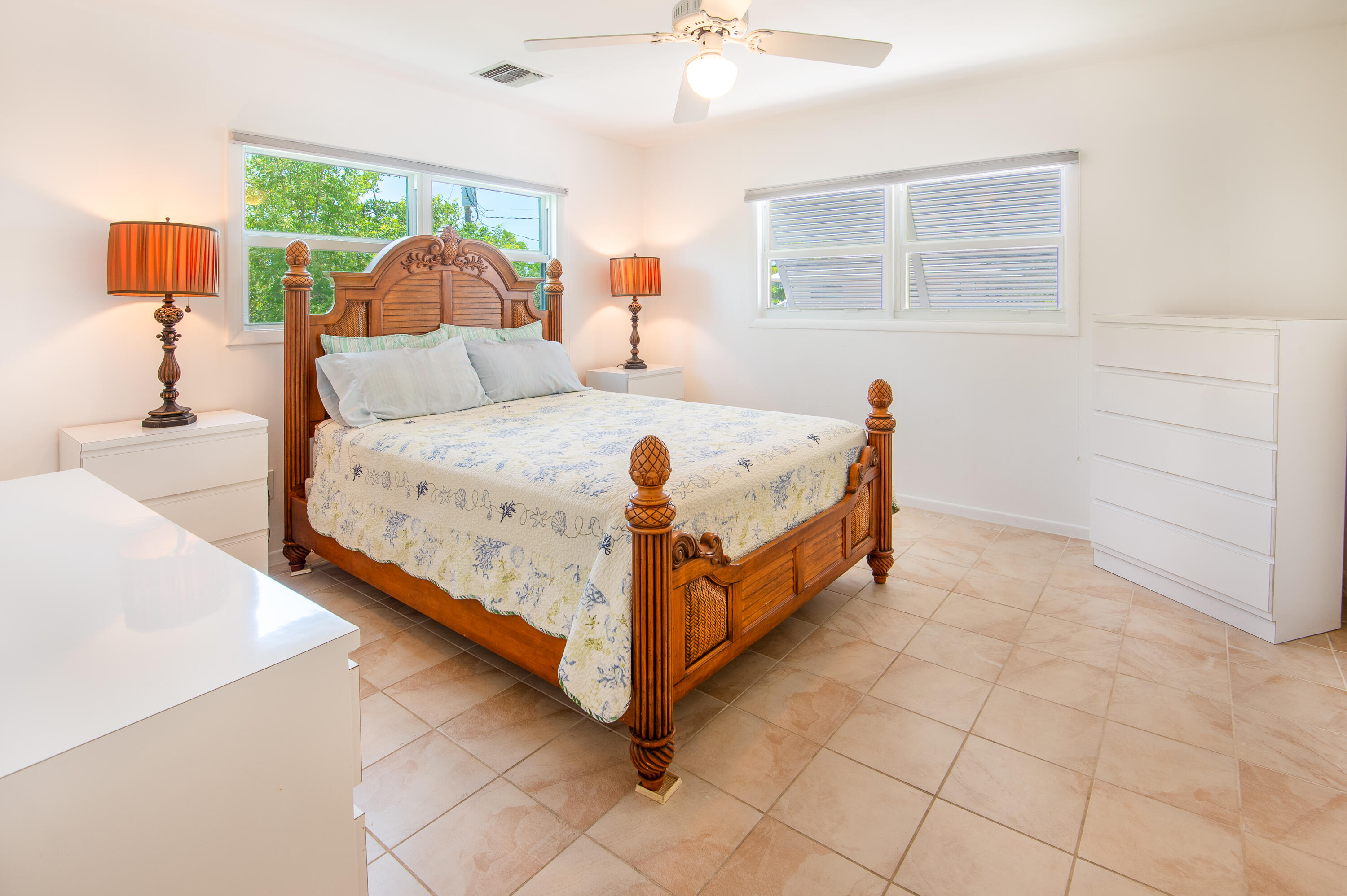 29015 Cedar Drive Big Pine Key, FL 33043 - Photo 21 of 38 a bed room with a bed and a window