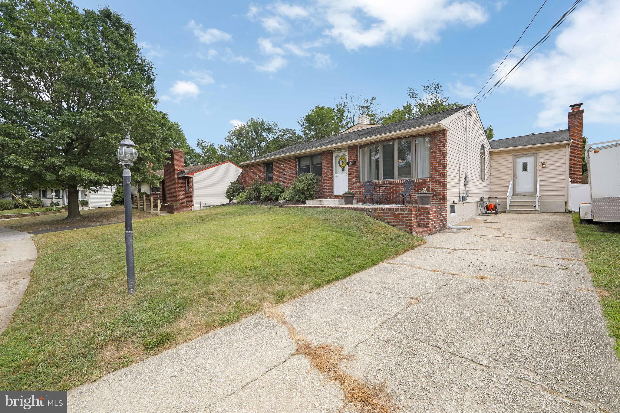 187 Hunterdon Road Woodbury, NJ 08096 - Photo 5 of 53