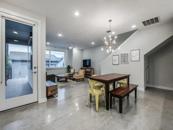 $6,300 | 5404 Winton Street, Dallas, TX 75206