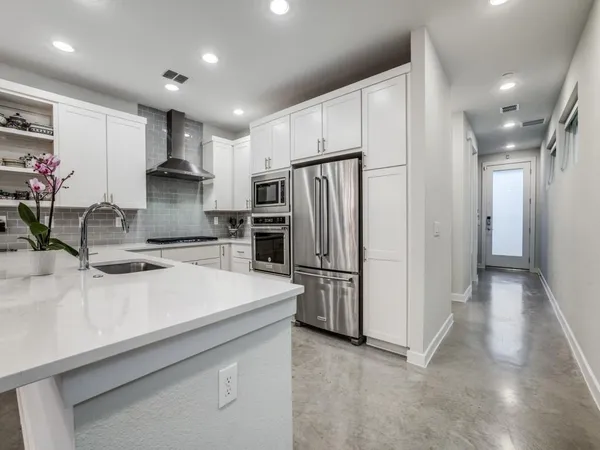$6,300 | 5404 Winton Street, Dallas, TX 75206