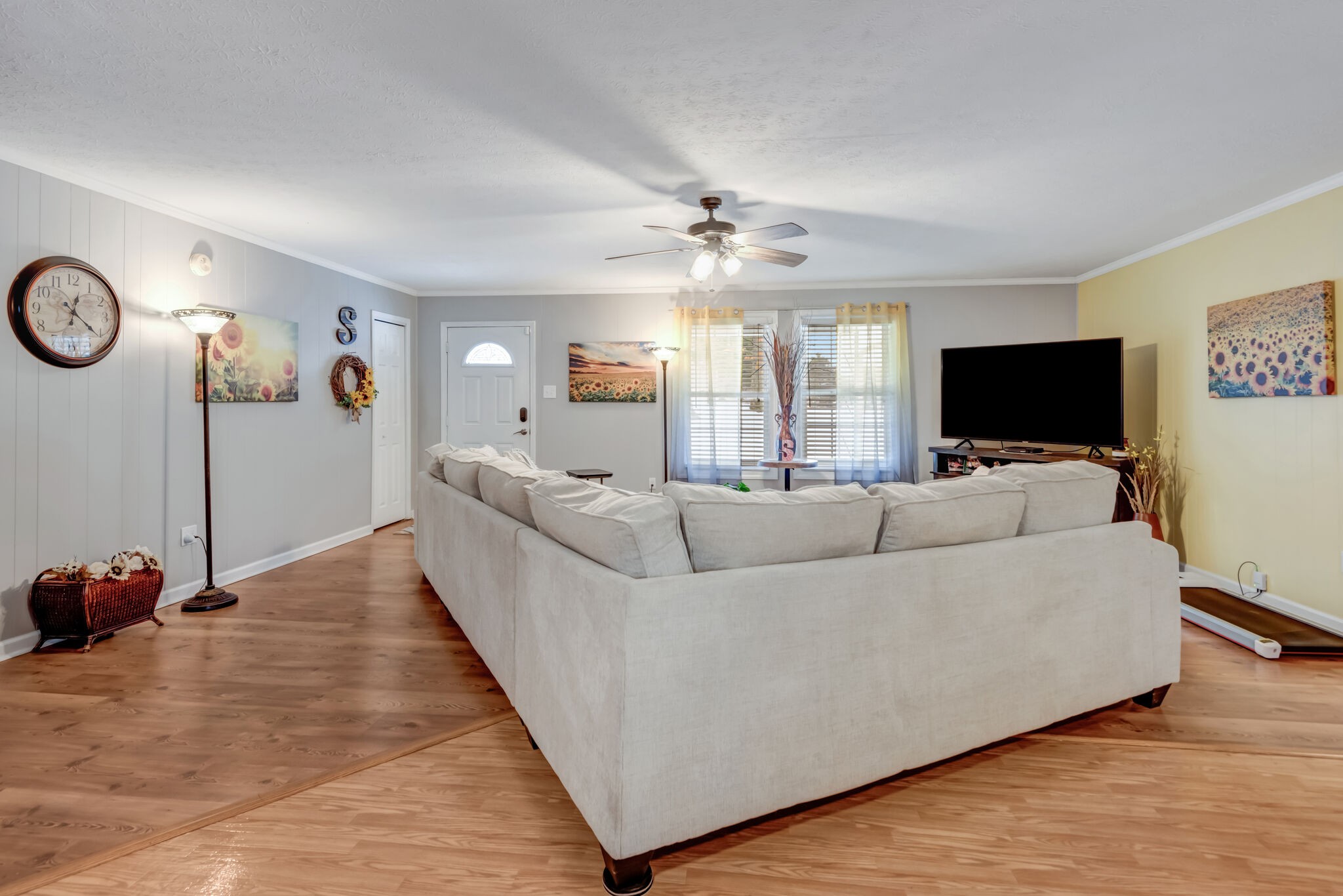 4113 Erin Road McEwen, TN 37101 - Photo 4 of 35 Gallery Image 4