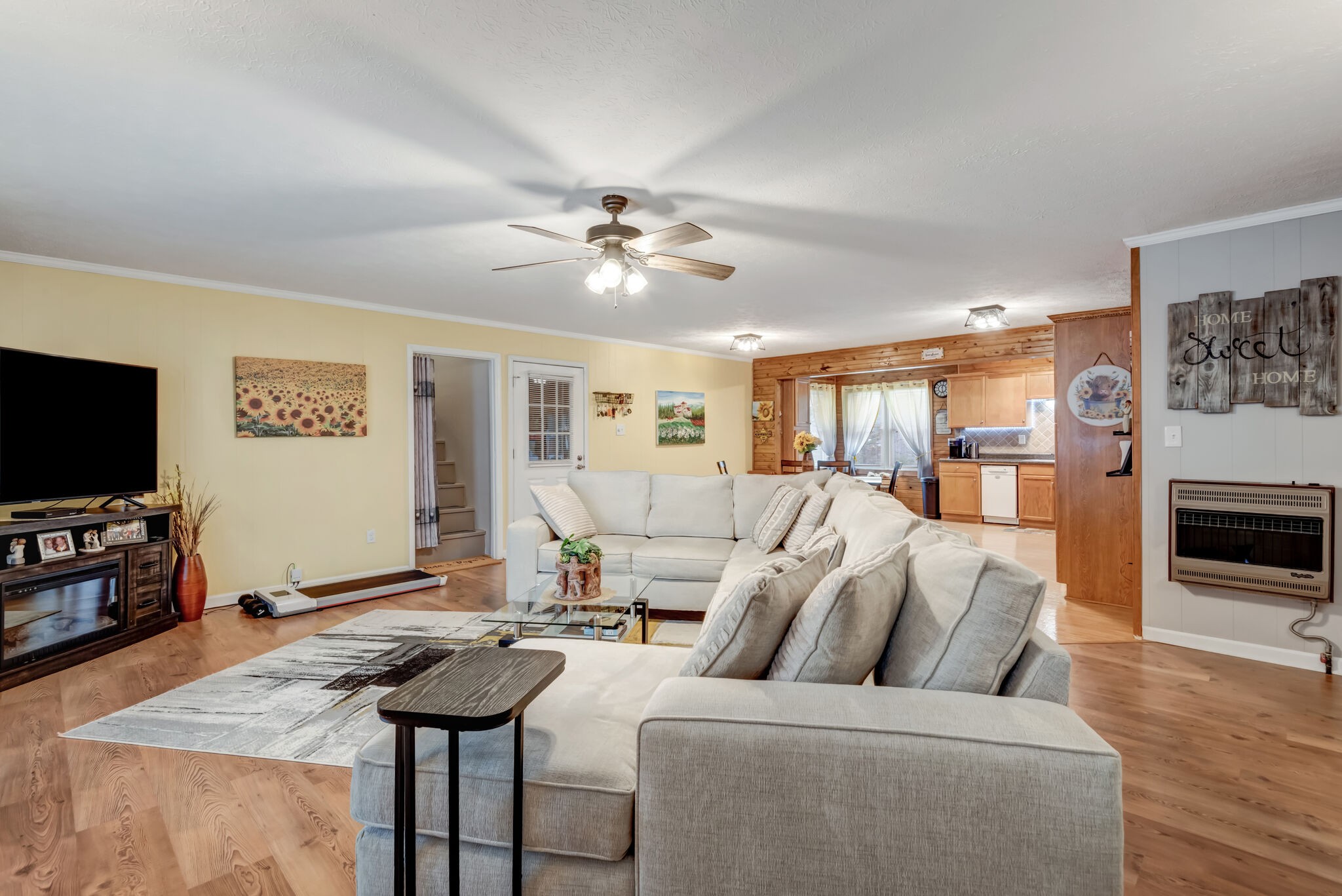4113 Erin Road McEwen, TN 37101 - Photo 7 of 35 Gallery Image 7