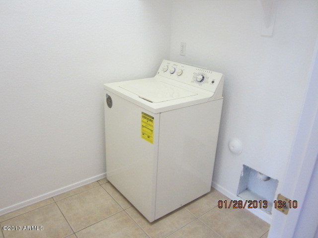 9250 West Berkeley Road Phoenix, AZ 85037 - Photo 9 of 17 pics 014