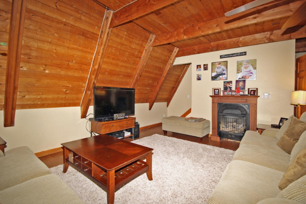 4988 Cordes Road Delton, MI 49046 - Photo 6 of 20 4988_Cordes-5