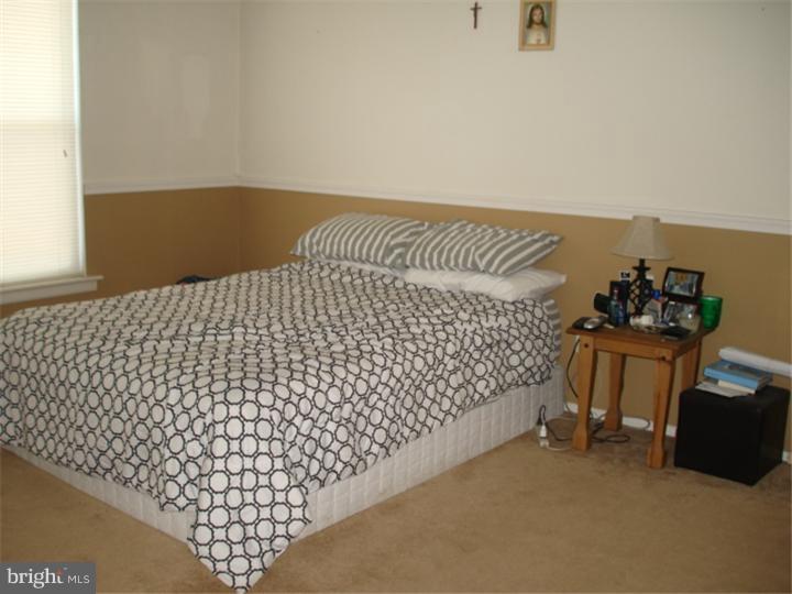 160 Greendale Road Philadelphia, PA 19154 - Photo 12 of 23 Bedroom