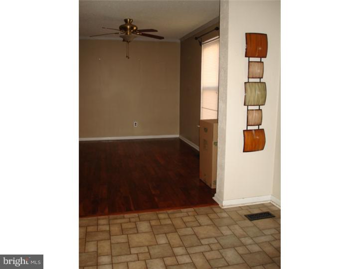 160 Greendale Road Philadelphia, PA 19154 - Photo 6 of 23 Dining Room