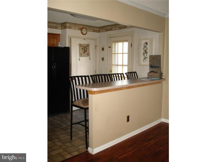 160 Greendale Road Philadelphia, PA 19154 - Photo 8 of 23 Kitchen