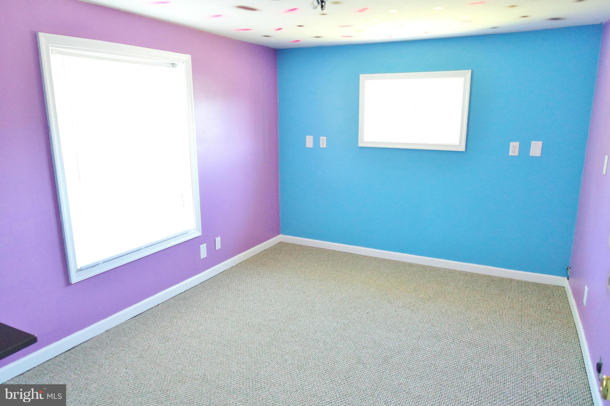16 Fry Road Edinburg, VA 22824 - Photo 23 of 30 Extra Room off Bedroom #3