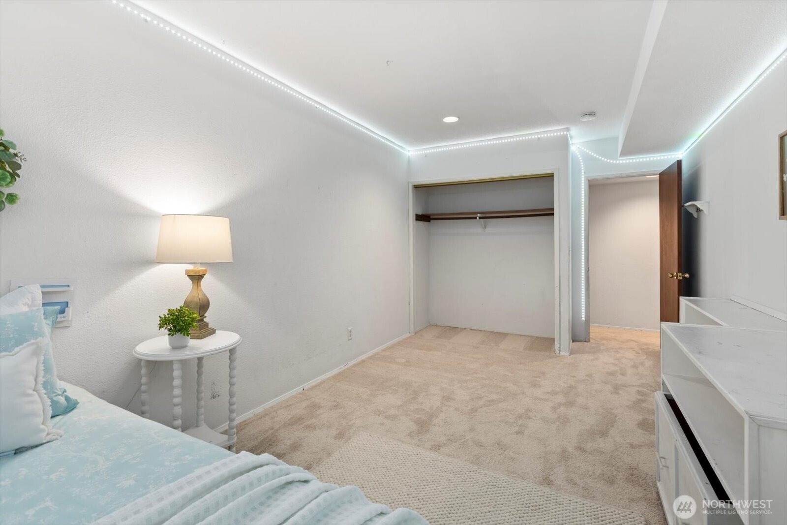 21907 3rd Avenue Southeast Bothell, WA 98021 - Photo 29 of 39