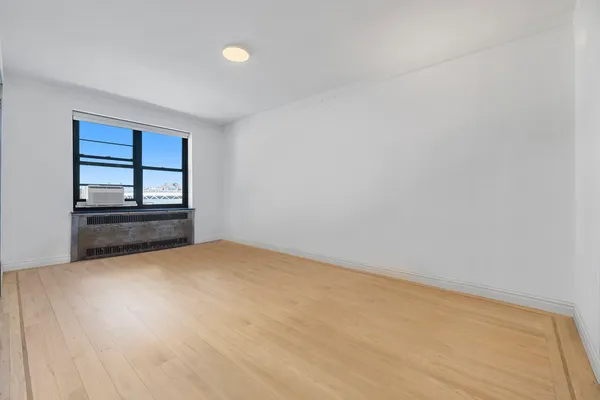 $675,000 | 860 Grand Concourse, Unit 7N | Concourse Village