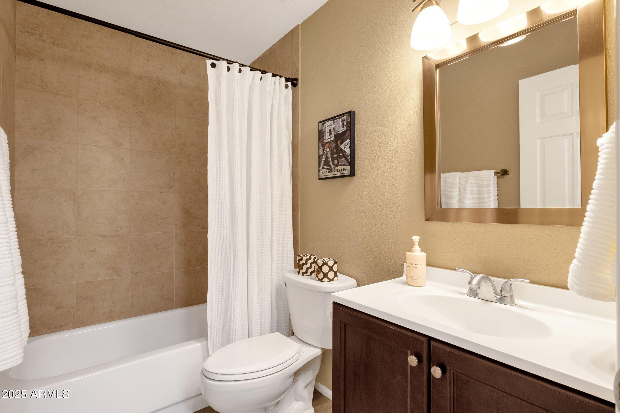 62 East Ranch Road Tempe, AZ 85284 - Photo 29 of 56 Downstairs full bathroom