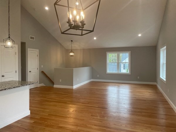 20 Svenson Avenue Worcester, MA 01607 - Photo 3 of 26 Gallery Image 3