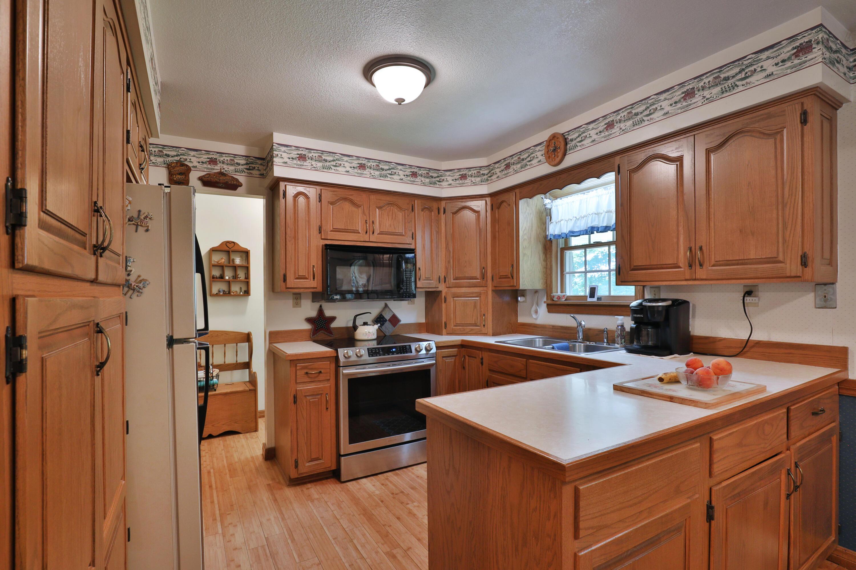 20892 Hellwig Road Utica, OH 43080 - Photo 14 of 39 Gallery Image 14
