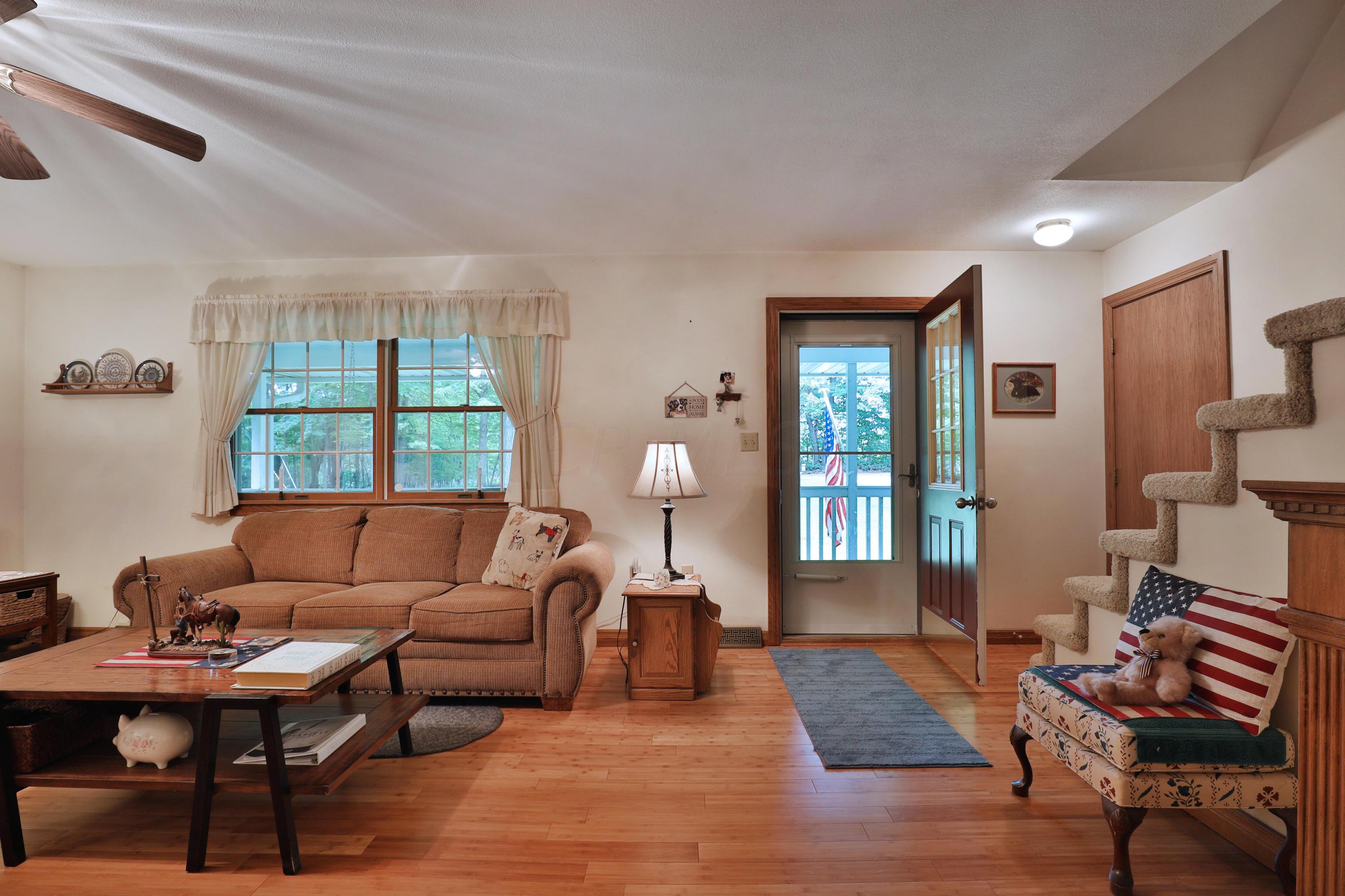 20892 Hellwig Road Utica, OH 43080 - Photo 9 of 39 Gallery Image 9