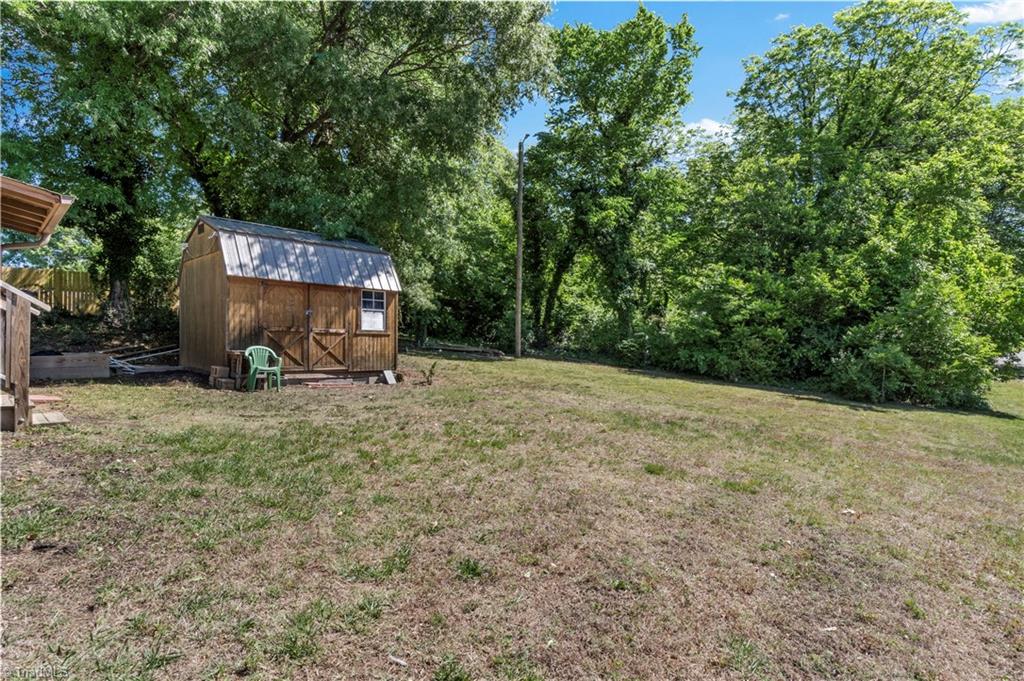 819 Mobile Street High Point, NC 27260 - Photo 20 of 21