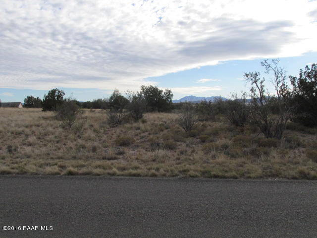 1001 East Verde Ranch Road Paulden, AZ 86334 - Photo 1 of 11 1 Front of Lot
