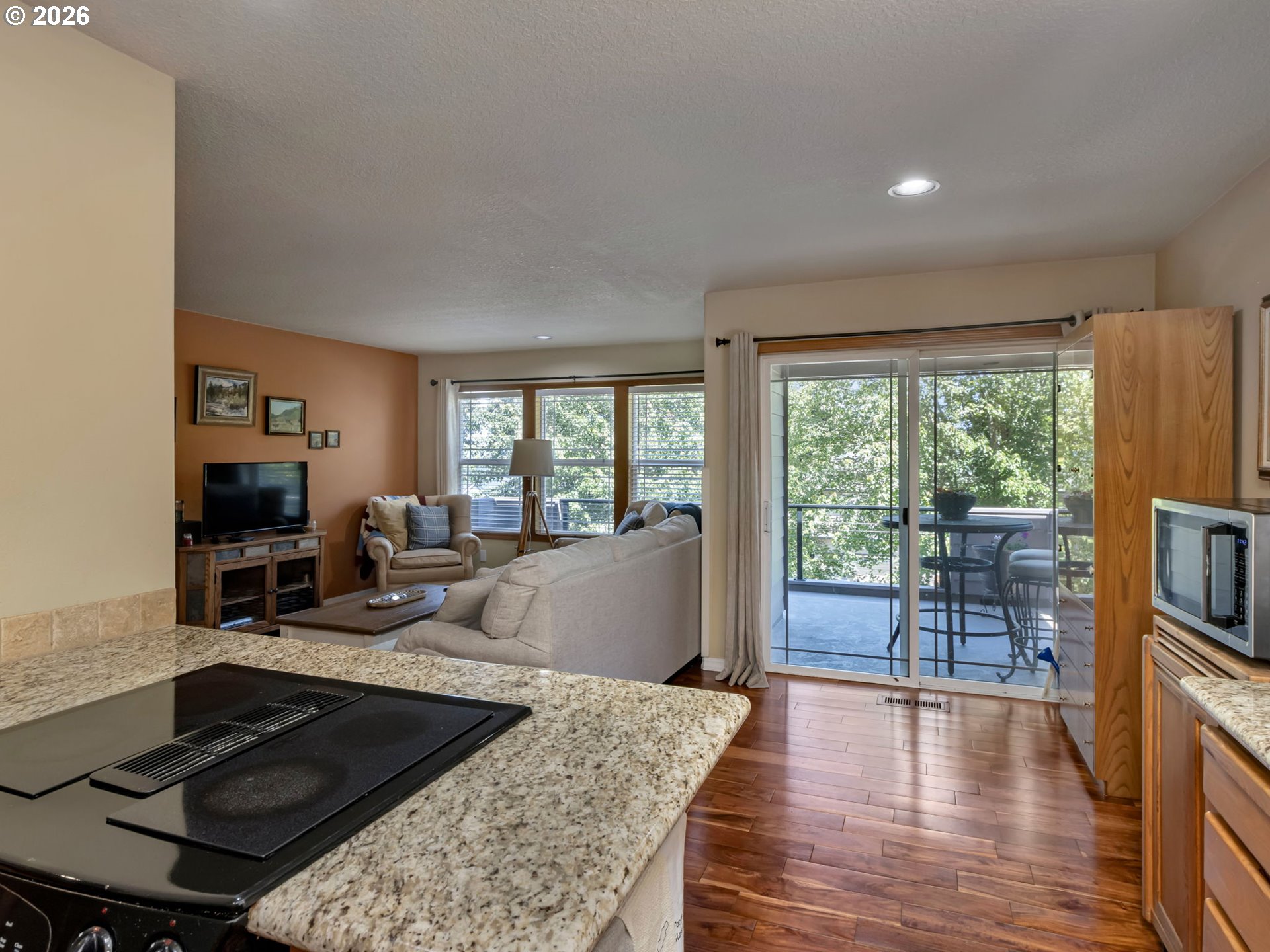 18419 Southwest Kelly View Loop Beaverton, OR 97007 - Photo 11 of 43 Gallery Image 11