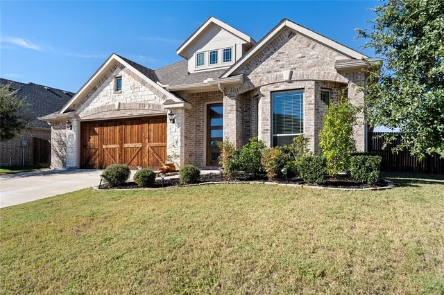 $460,000 | 541 Marigold Drive, Midlothian, TX 76065