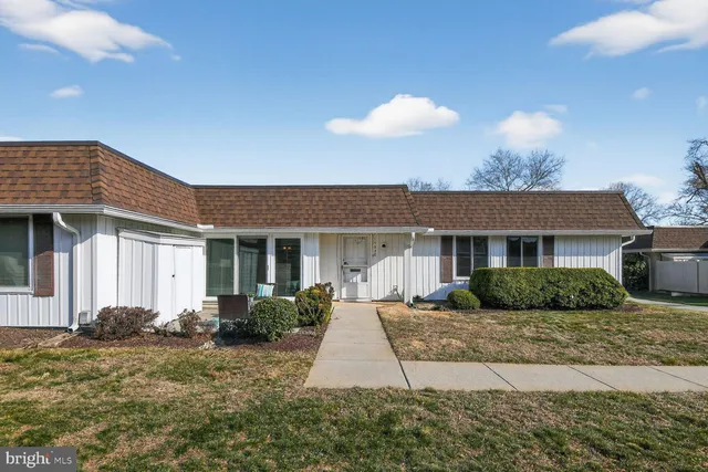 $320,000 | 15030 Westholm Court, Unit 268C, Silver Spring, MD 20906