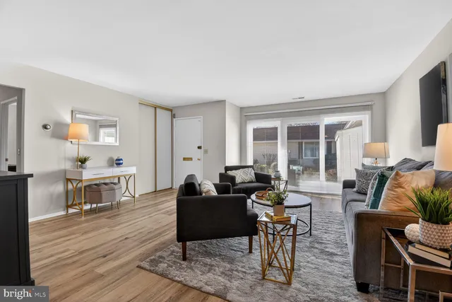 $320,000 | 15030 Westholm Court, Unit 268C, Silver Spring, MD 20906