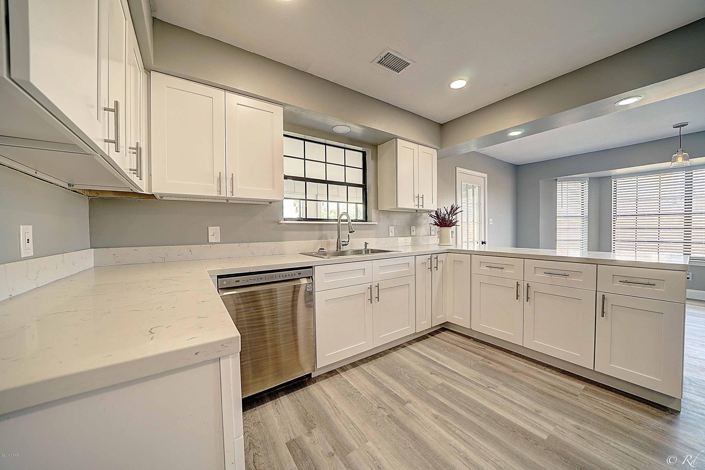 113 Fox Ridge Road Panama City, FL 32405 - Photo 13 of 56