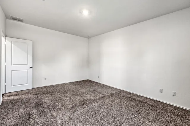 $1,700 | 385 Geode Glen, Maxwell, TX 78656