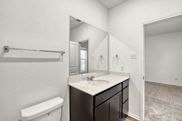 $1,700 | 385 Geode Glen, Maxwell, TX 78656