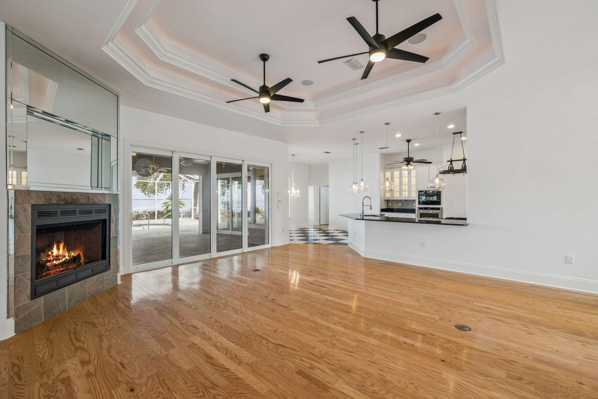 411 Calhoun Avenue Destin, FL 32541 - Photo 4 of 69 411 Calhoun Ave