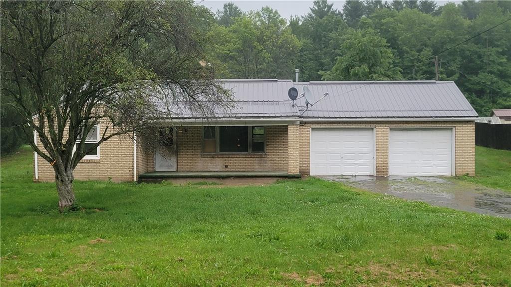 5586 Doc Walker Road Parker, PA 16049 - Photo 2 of 20