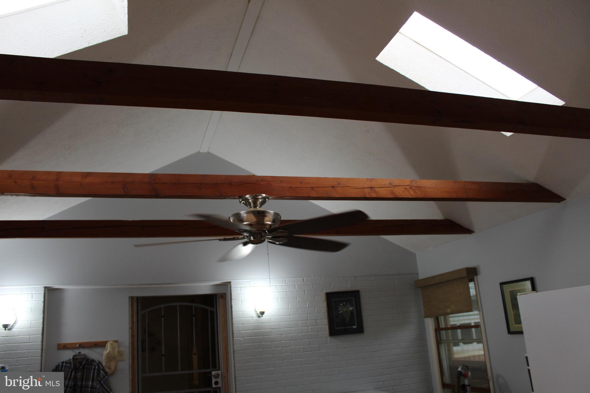 264 North Hayfield Road Winchester, VA 22603 - Photo 22 of 62 Great Hall beams