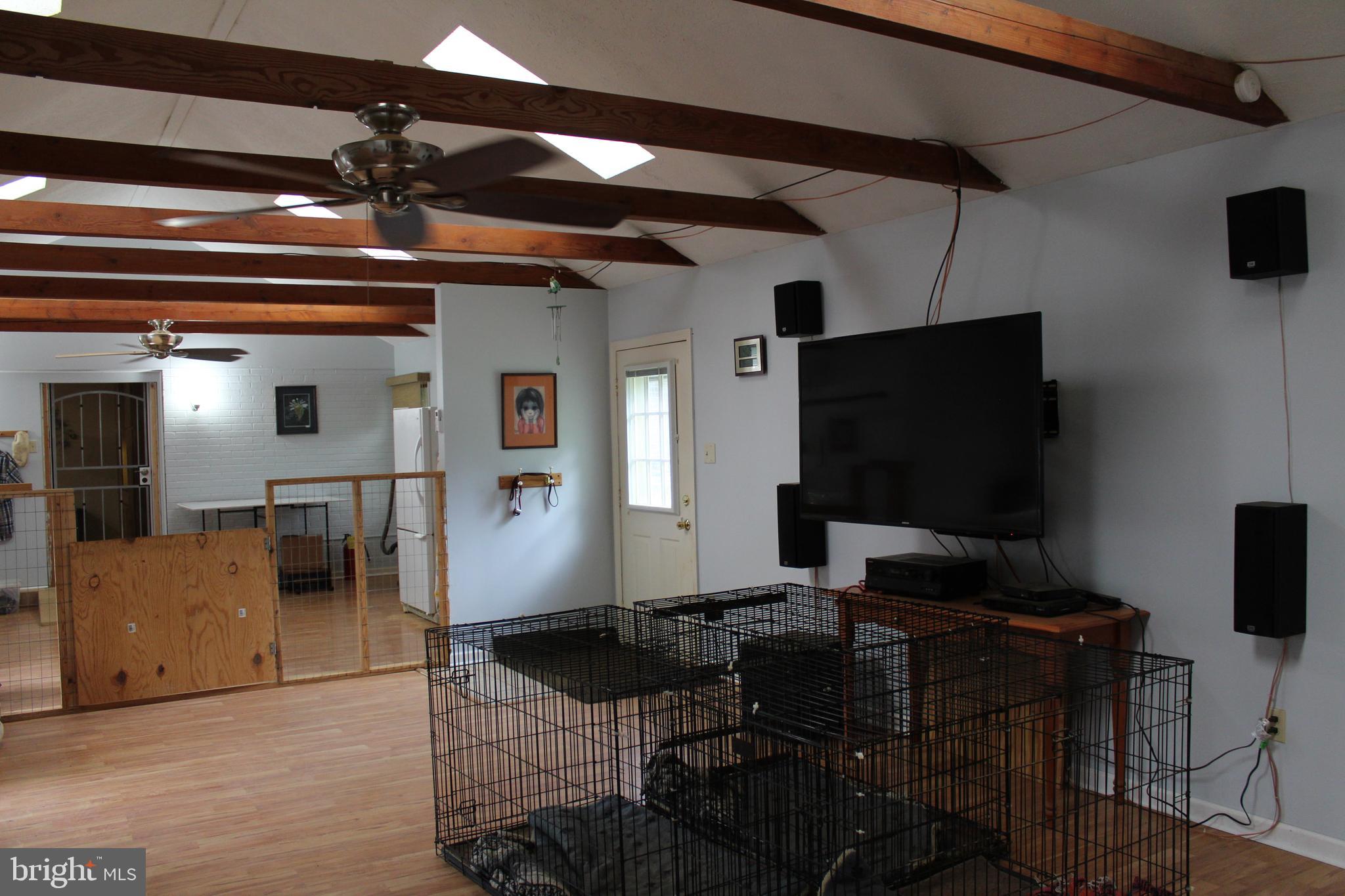 264 North Hayfield Road Winchester, VA 22603 - Photo 23 of 62 Great Hall, divided into sections, easily removed