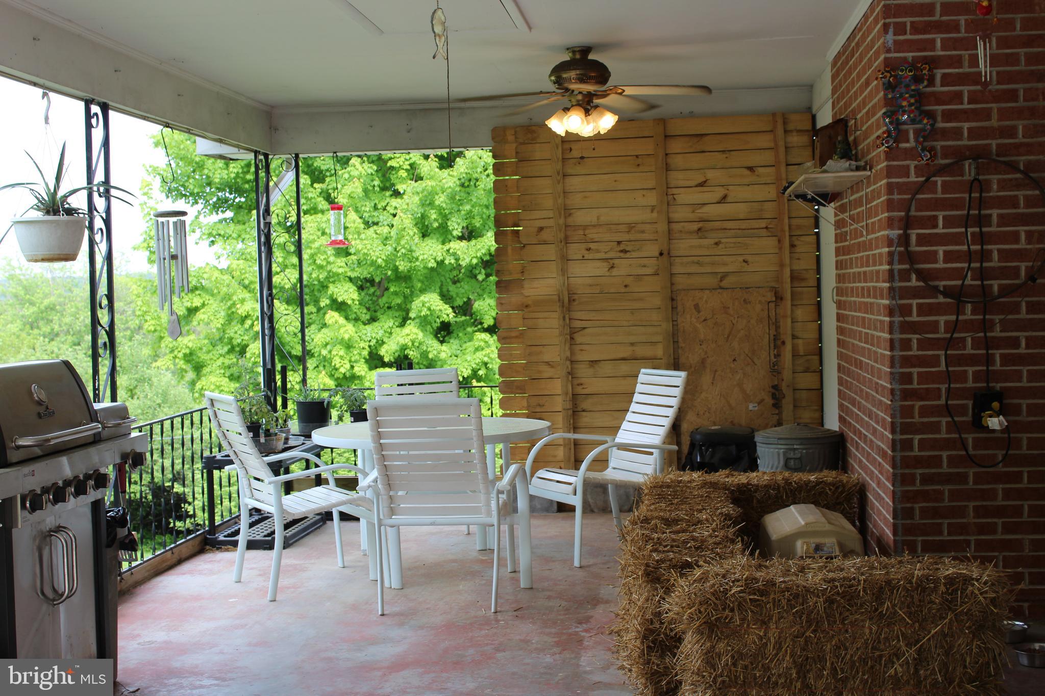 264 North Hayfield Road Winchester, VA 22603 - Photo 49 of 62 Outdoor entertaining