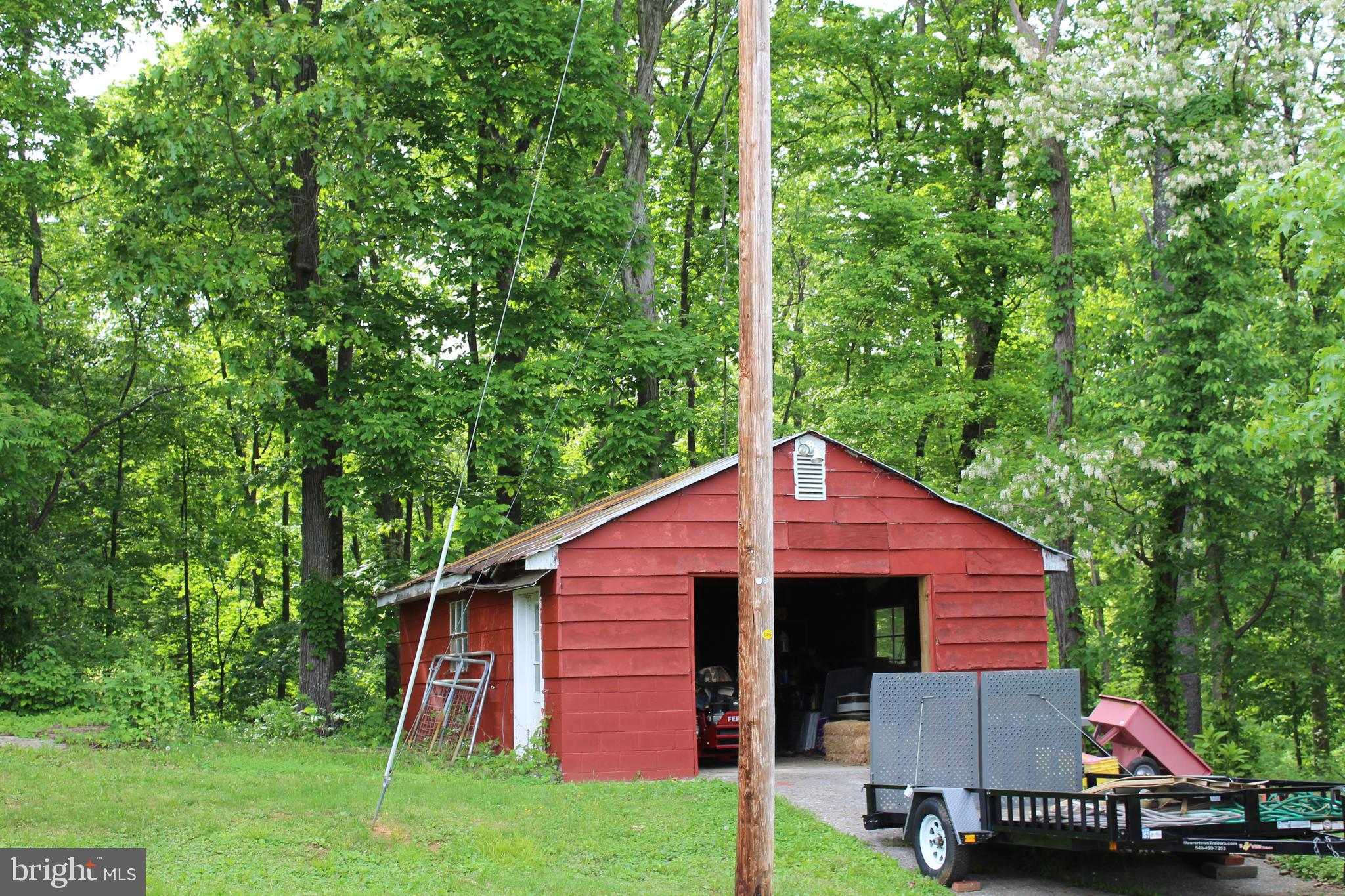 264 North Hayfield Road Winchester, VA 22603 - Photo 7 of 62 detached garage