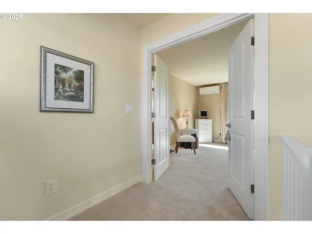 $579,000 | 10350 Southwest Greenleaf Terrace, Portland, OR 97224