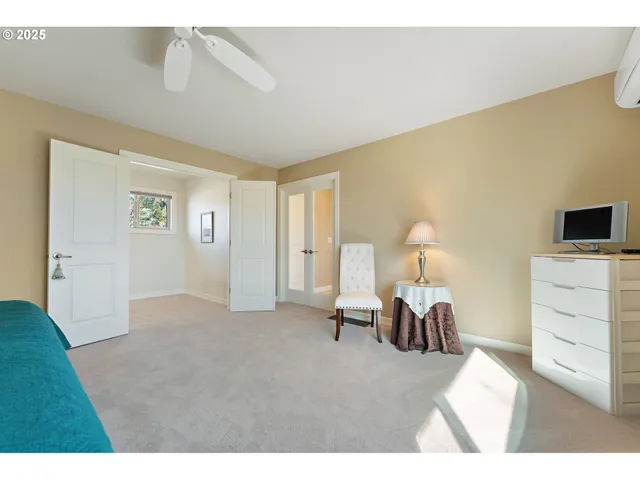 $579,000 | 10350 Southwest Greenleaf Terrace, Portland, OR 97224