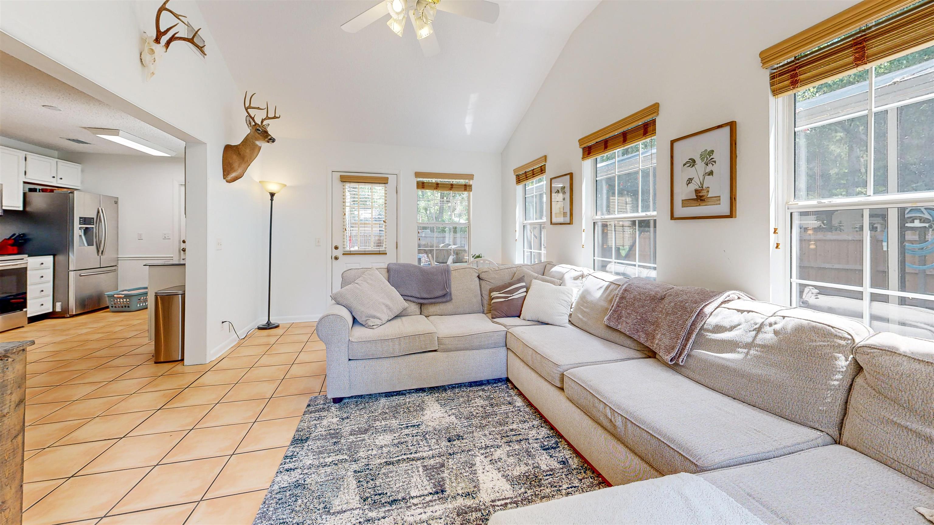 181 Hawthorne Road St. Augustine, FL 32086 - Photo 21 of 48 a living room with furniture
