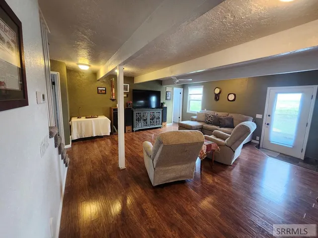 $560,000 | 757 East 1200 North, Shelley, ID 83274