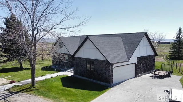 $560,000 | 757 East 1200 North, Shelley, ID 83274