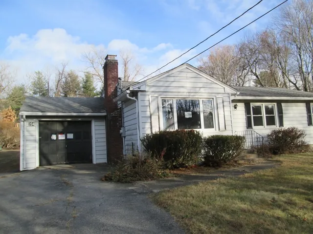 $400,000 | 204 Whitney Street, Northborough, MA 01532