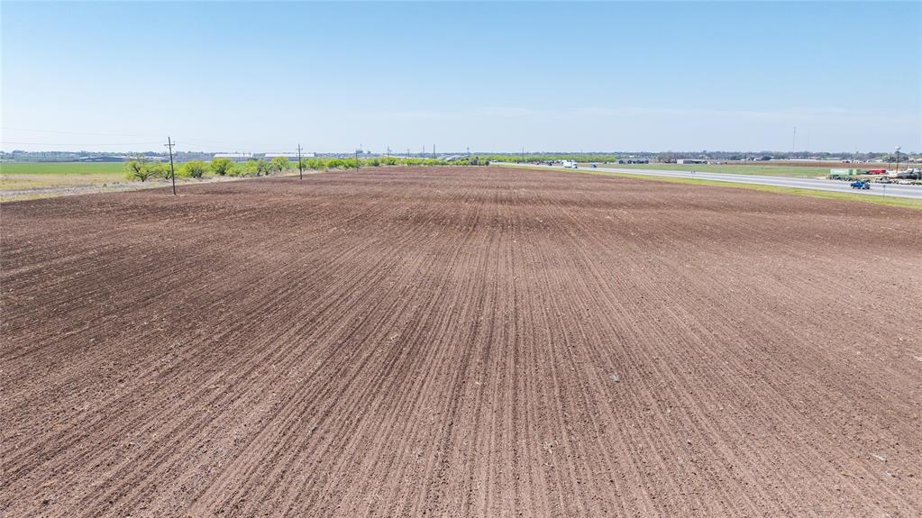 277 North Haskell Tx 79521 Haskell, TX 79521 - Photo 11 of 12 a view of an ocean and beach
