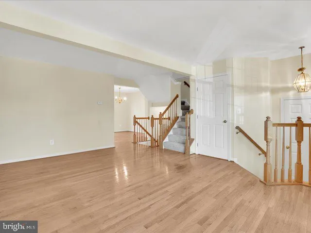 $2,800 | 6358 Racetec Place, Springfield, VA 22150