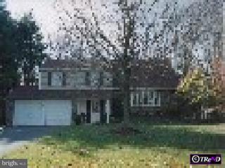 47 Upper Hilltop Road Yardley, PA 19067 - Photo 2 of 6 Gallery Image 2