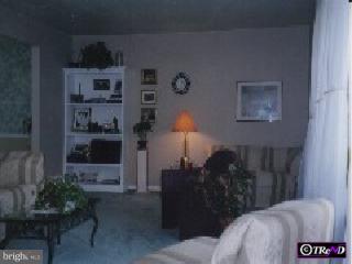47 Upper Hilltop Road Yardley, PA 19067 - Photo 4 of 6 Gallery Image 4
