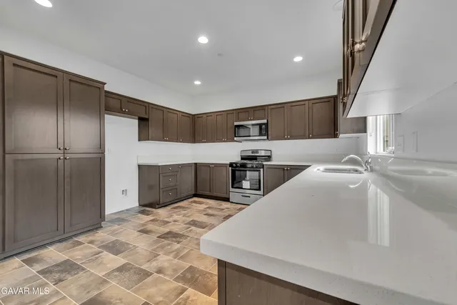 $437,000 | 3383 Andrew Avenue, Rosamond, CA 93560