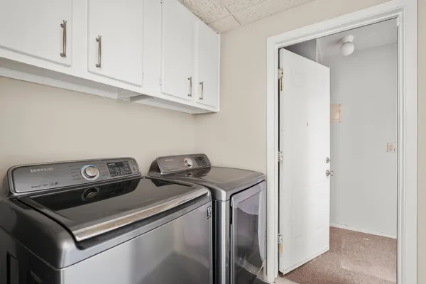 $2,095 | 6726 Lancret Hill Drive, Unit A, Austin, TX 78745