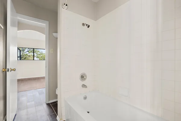 $2,095 | 6726 Lancret Hill Drive, Unit A, Austin, TX 78745